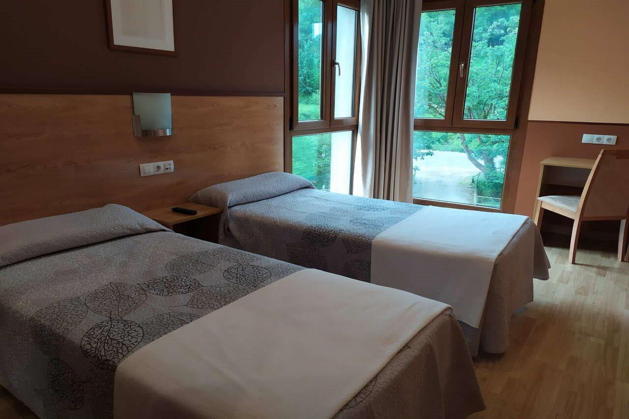 Hotel Santa Cristina Pola de Lena Ngoại thất bức ảnh