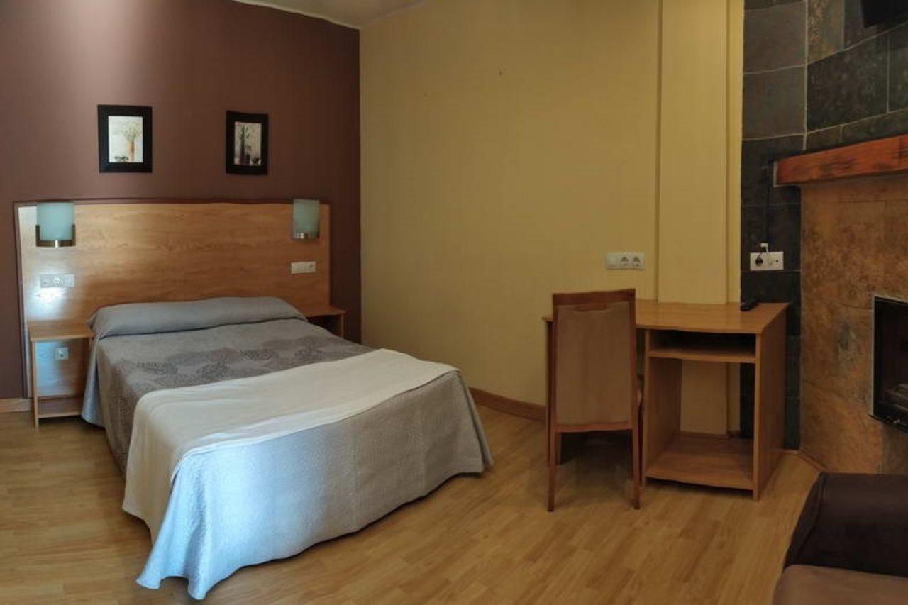 Hotel Santa Cristina Pola de Lena Ngoại thất bức ảnh